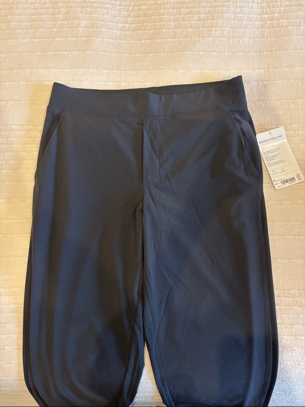 Athleta Black Brooklyn Ankle Pant.  Size 6. Brand new, never worn, with tags.